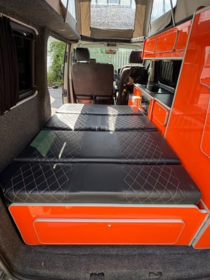 2015 Volkswagen T28 — photo 34 of 48