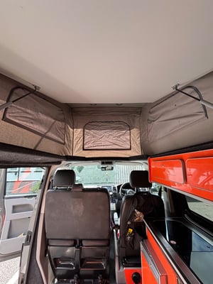 2015 Volkswagen T28 — photo 38 of 48
