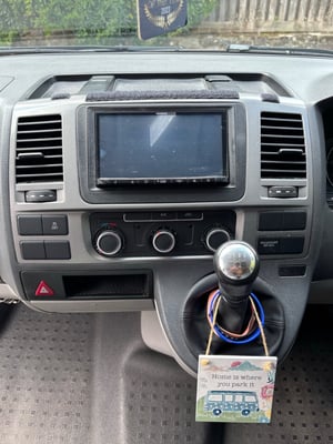 2015 Volkswagen T28 — photo 40 of 48