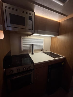 2018 Auto-Trail Tribute 726 — photo 42 of 58