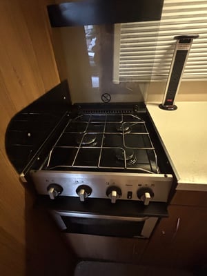2018 Auto-Trail Tribute 726 — photo 48 of 58
