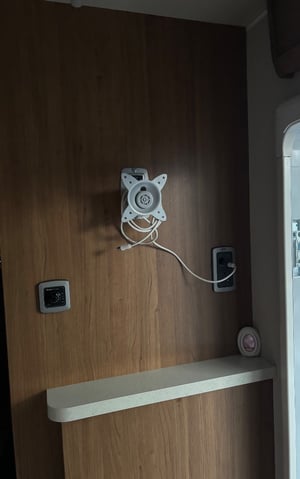 2018 Auto-Trail Tribute 726 — photo 49 of 58