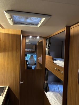 2018 Auto-Trail Tribute 726 — photo 55 of 58