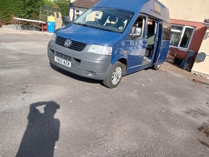 2006 Volkswagen T5 LWB Hightop — photo 5 of 13