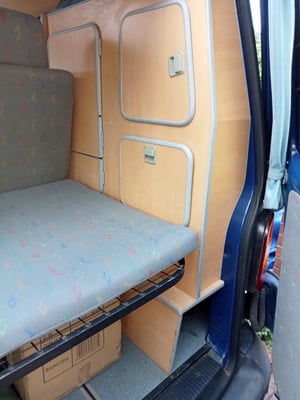 2006 Volkswagen T5 LWB Hightop — photo 8 of 13