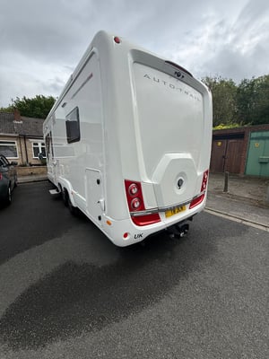 2018 Auto-Trail Frontier Comanche — photo 13 of 38