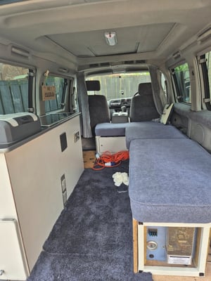 1999 Mazda Bongo — photo 2 of 7