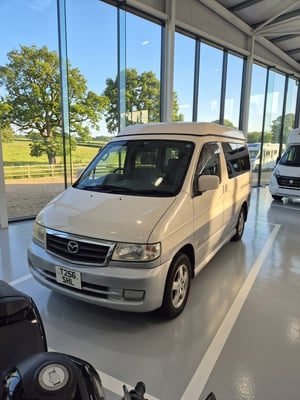 1999 Mazda Bongo — photo 1 of 7