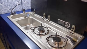2016 Mercedes Sprinter — photo 17 of 23