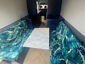 2016 Mercedes Sprinter — photo 21 of 23