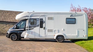 2020 Auto-Trail Delaware Frontier — photo 6 of 50