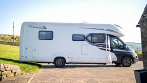 2020 Auto-Trail Delaware Frontier — photo 21 of 50