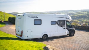 2020 Auto-Trail Delaware Frontier — photo 19 of 50