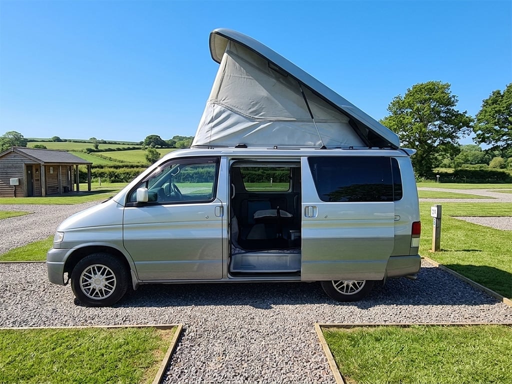 1999 Mazda Bongo Automatic - Image 1