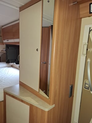 2013 Swift Sundance 622 FB — photo 9 of 13