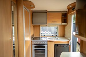 Swift Sundance 590RS — photo 18 of 43