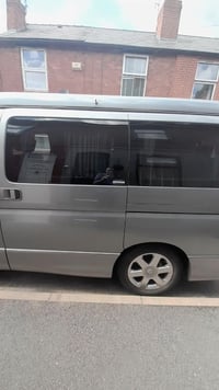 2007 Nissan Elgrand - Video 2
