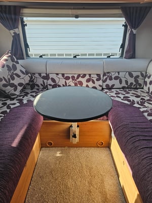 2013 Auto-Trail Apache 634 — photo 17 of 39