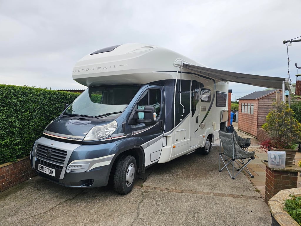 2013 Auto-Trail Apache 634 - Image 1