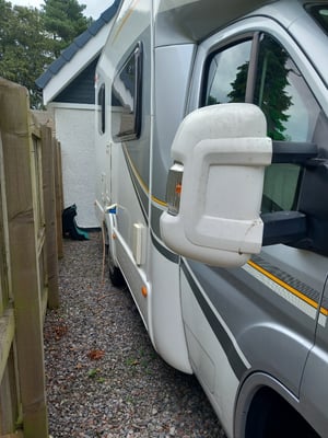 2017 Auto-Trail Tribute 615 — photo 6 of 20