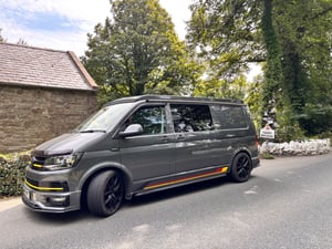 2017 Volkswagen Transporter — photo 3 of 9