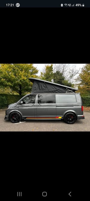 2017 Volkswagen Transporter — photo 4 of 9