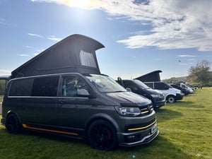 2017 Volkswagen Transporter — photo 5 of 9