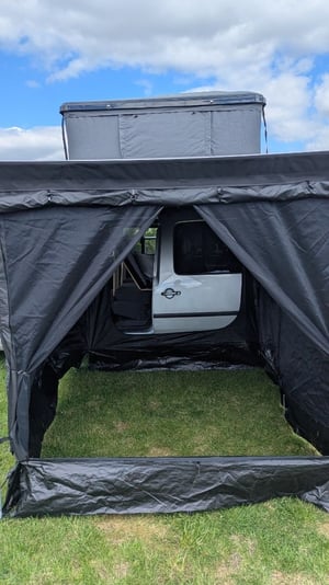 2013 Volkswagen Caddy Maxi C20 Life TDi — photo 13 of 15