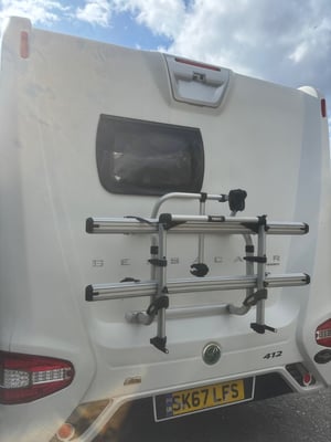 2017 Swift Bessacarr 412 — photo 9 of 11