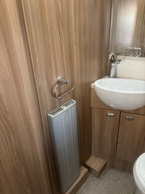 2017 Swift Bessacarr 412 — photo 29 of 45
