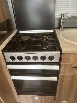 2017 Swift Bessacarr 412 — photo 31 of 45