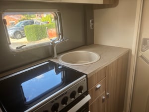 2017 Swift Bessacarr 412 — photo 35 of 45