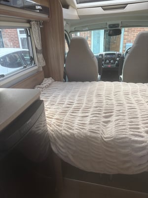 2017 Swift Bessacarr 412 — photo 44 of 45