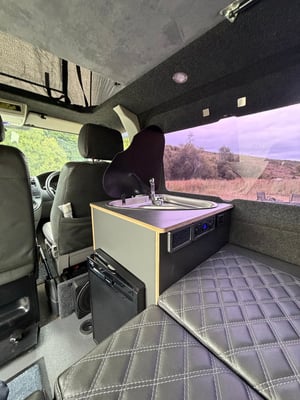 2007 Volkswagen T5 Campervan — photo 26 of 36