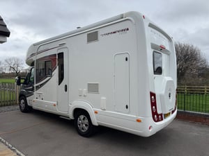 2018 Auto-Trail Tracker RS — photo 2 of 7