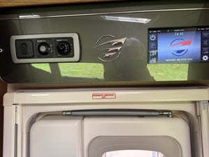 2018 Auto-Trail Tracker RS — photo 7 of 7