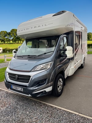 2018 Auto-Trail Tracker RS