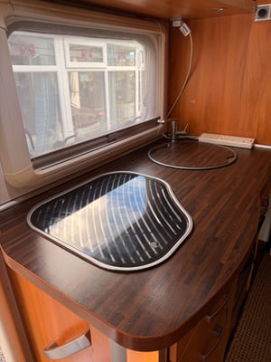 2010 Hymer B-Class ModernComfort — photo 5 of 9