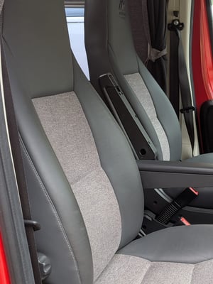 2019 Peugeot Boxer Custom Conversion — photo 14 of 20