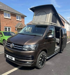 2016 Volkswagen Transporter T6 — photo 7 of 9
