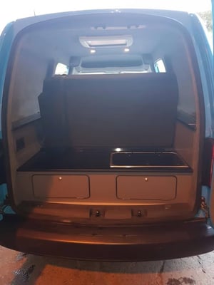 2011 Volkswagen Caddy — photo 10 of 11