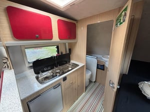 2018 Volkswagen Transporter T6 — photo 16 of 23
