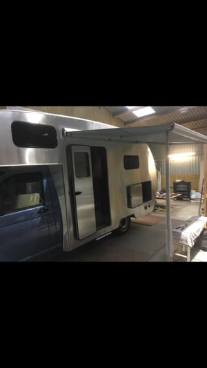 2018 Volkswagen Transporter T6 — photo 7 of 23