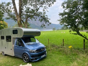 2018 Volkswagen Transporter T6 — photo 9 of 23