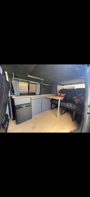 2017 Volkswagen T6 Campervan — photo 5 of 8