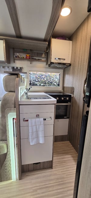 2019 Benimar Tessoro T494 — photo 17 of 20