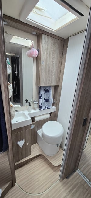 2019 Benimar Tessoro T494 — photo 18 of 20