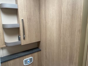 2021 Auto-Trail Grande Frontier — photo 40 of 47