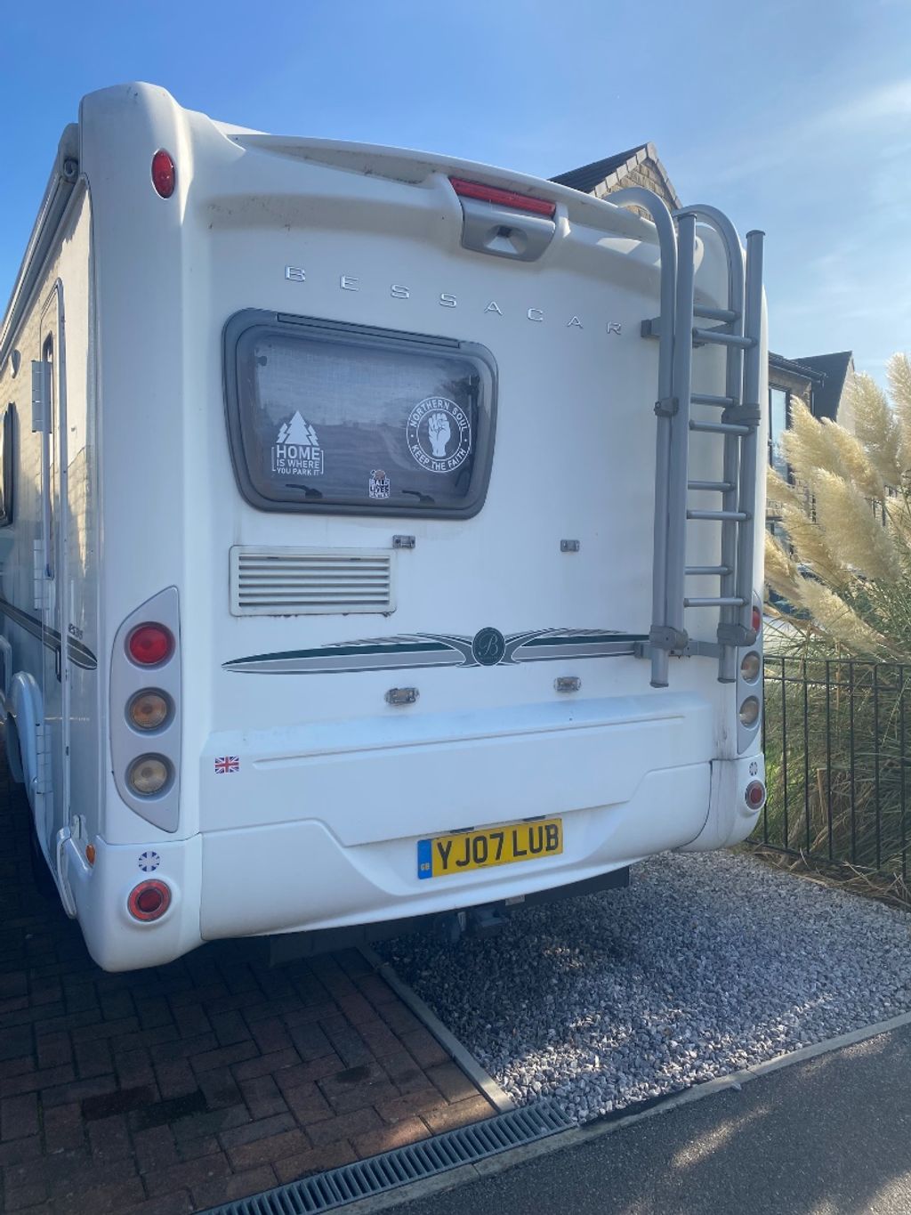 2007 Bessacar E530 - Image 7