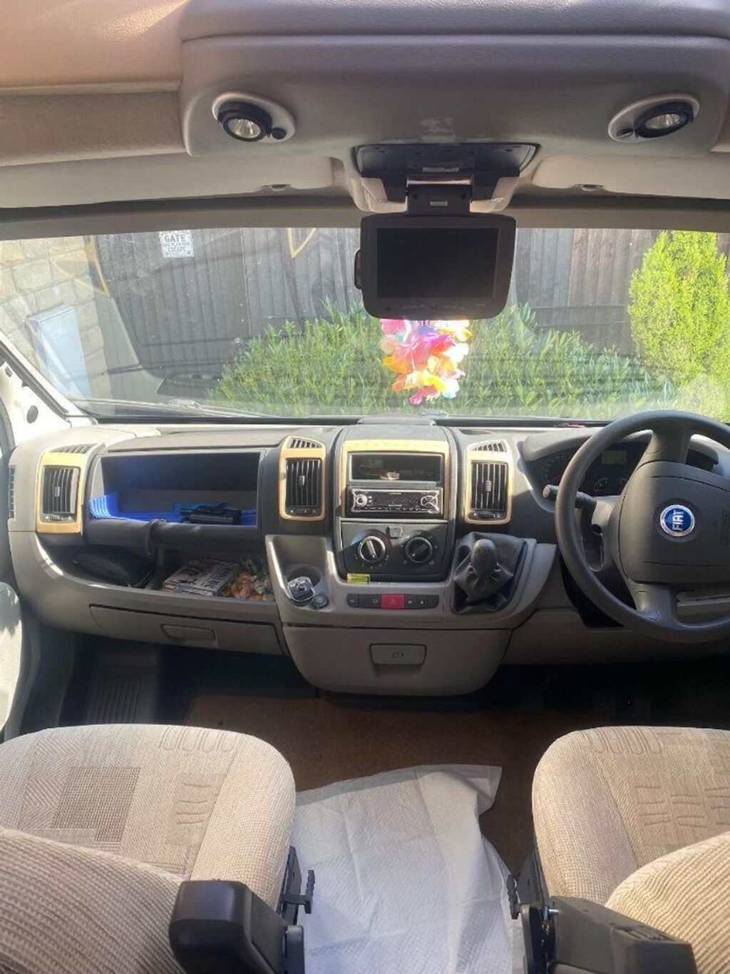 2007 Bessacar E530 - Image 11